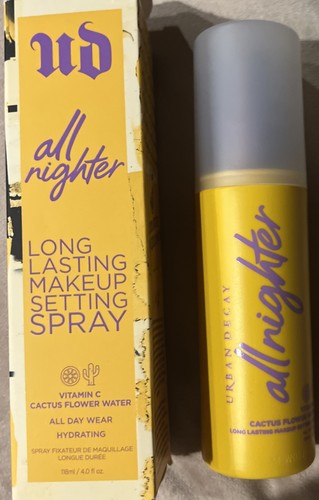 Urban Decay All Nighter Long-Lasting Makeup Setting Spray Vitamin C + Cactus Flo