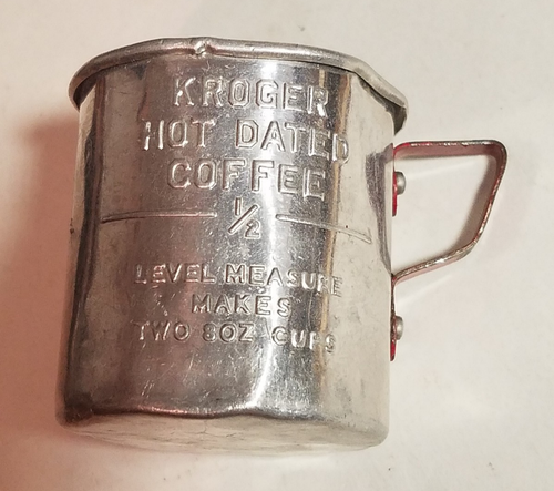 Taza medidora pequeña de café con fecha caliente Kroger, aluminio con mango rojo - Imagen 2 de 9