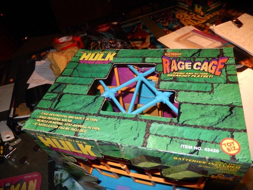The Incredible Hulk Rage Cage Electronic Action Figure 1996 Toy Biz MIB Mint - Bild 7 von 10