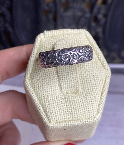 Carolyn Pollack Sterling Silver Carved Scrolled Swirl Band Ring 925 Size 8.5 - Picture 3 of 7