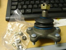 TOYOTA HILUX 1984-97 4RUNNER SURF UPPER SUSPENSION BALL JOINT