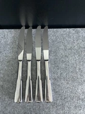 4 Friendship Wm A Rogers Stainless Oneida Ltd Dinner Knives