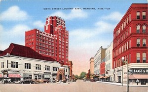 Meridian-Mississippi-Sixth-Street-East-Smart-amp-Thrifty-Store-Donut-Sign-1940s-PC