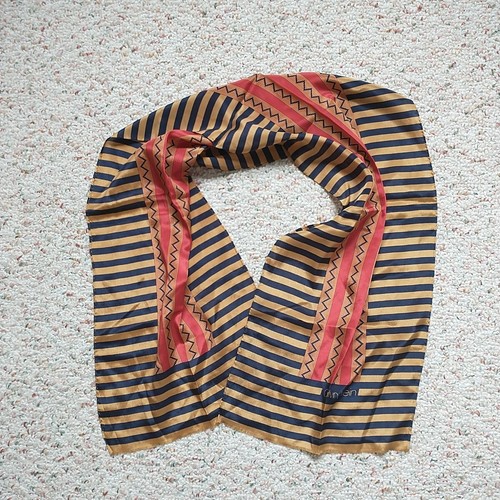Calvin Klein Scarf Gold Blue Red Striped 100%Silk Eyelash Fringe Rectangle 11x48 - Imagen 2 de 6