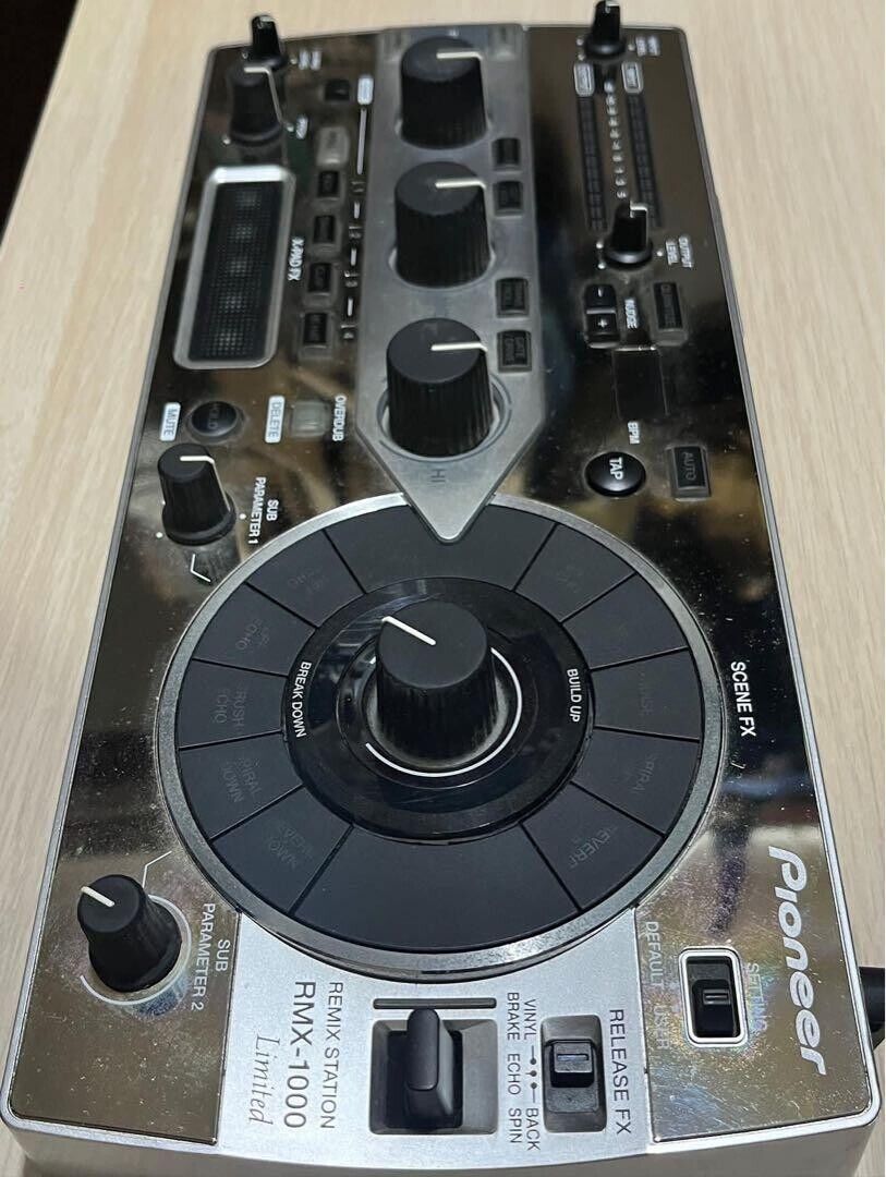 Pioneer RMX-1000 Remix Station Platinum Limited Edition Dj Pioneer RMX-1000 Remix Station Platinum Limited Edition Dj