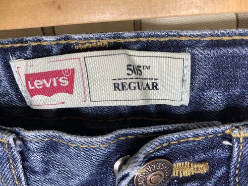 Levi’s denim jeans 505 Kids zip & button 4-5 years Size 5 Boys Or Girls - Picture 3 of 4