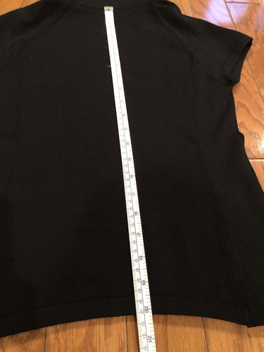 EUC BENETTON classic merino wool black short cap sleeve turtleneck sweater M - Picture 12 of 12