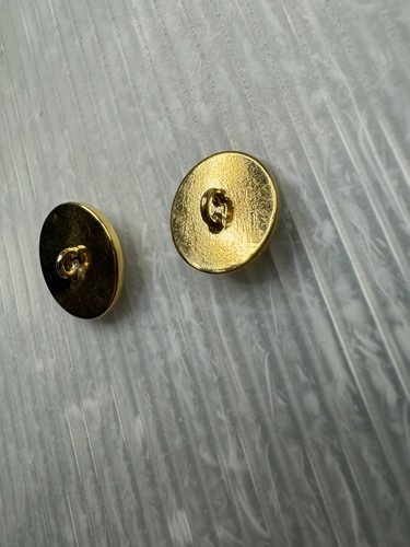 LOTTO/2 BOTTONI vintage GUCCI oro gambo GG - Foto 11 di 12