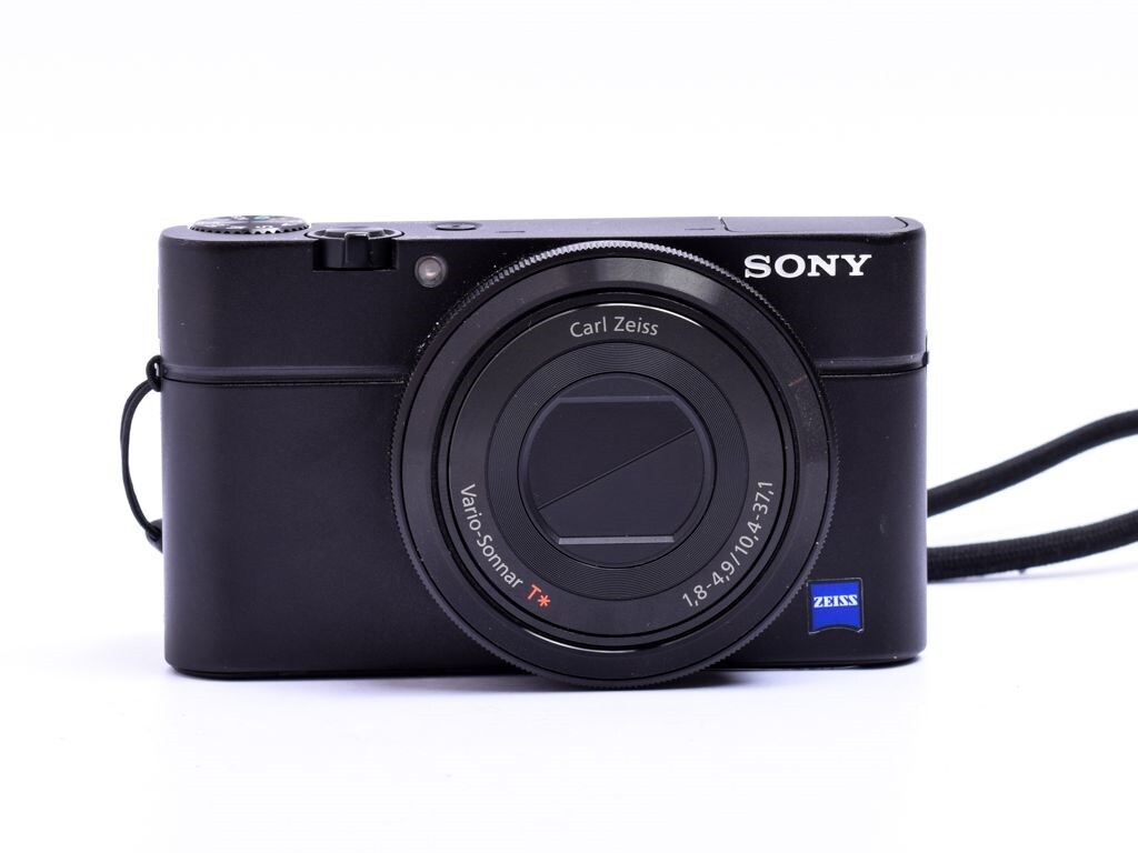 Sony Cyber-shot RX100 20.2MP Digital Compact Camera (MK1 Sony Cyber-shot RX100 20.2MP Digital Compact Camera (MK1