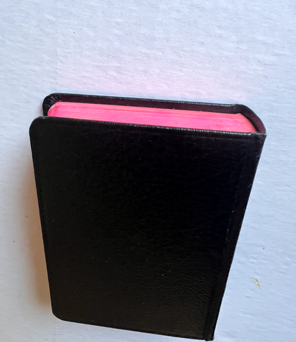 Vintage 1989 Edition MOTHER LOVE, Catholic Prayer Bible Book For Wives & Mothers - Picture 10 of 10
