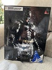 DARK KNIGHT TRILOGY PLAY ARTS KAI Batman 01 ACTION FIGURE