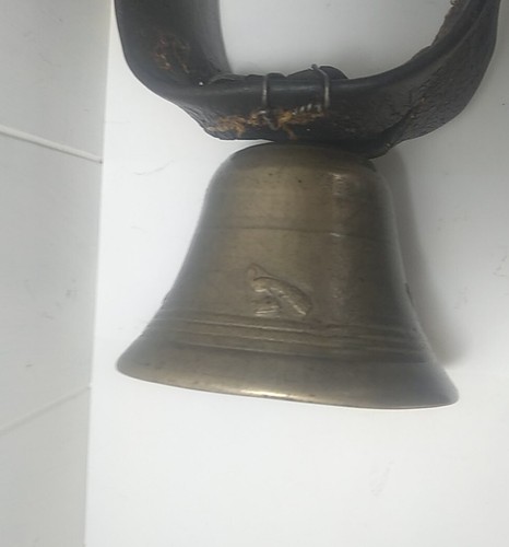 Antique Peacock Cow Bell With Leather Collar Strap - Picture 8 of 13