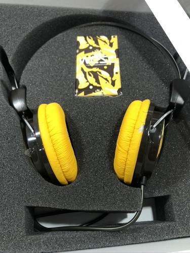 WESC Crayfish Bongo On Ear Headphones Yellow Brown Unisex Turkish Coffee BNIB - Picture 2 of 12