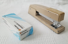 Vintage Swingline 747 Beige Stapler + Box of 5000 Staples