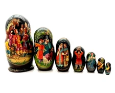 Russian Matryoshka Wooden 7 Piece Nesting Dolls Hand Painted