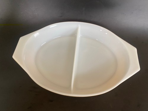 Vintage Pyrex Butterfly Gold Divided Casserole With Lid 1 Quart 063 EUC!! - Picture 4 of 7