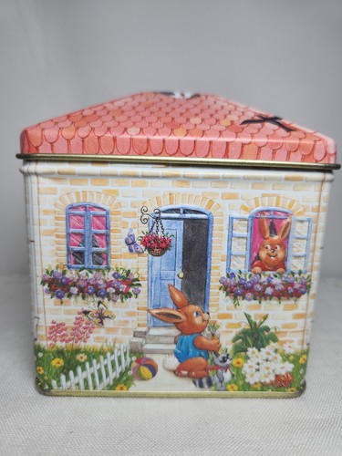 Vtg Easter MEISTER 3-D Domed Tin Rabbit Family House Birds Flowers 4"H x 4"D - Picture 4 of 13