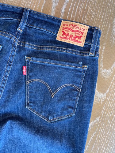 $70 NEW LEVI'S 711 Skinny Jeans STRETCH Cobalt Overboard Medium Blue Wash Sz 26 - Picture 14 of 16