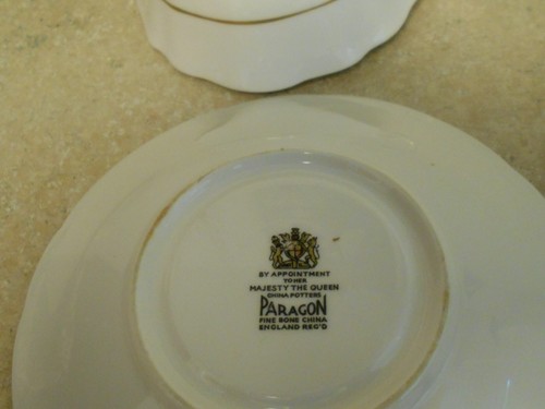 PARAGON CUP & SAUCER CABBAGE ROSE GOLD TRIM - Picture 7 of 7