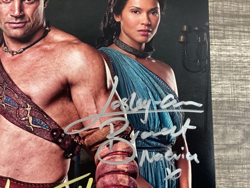(SSG) MANU BENNET & LESLEY-ANN BRANDT Signed 8X10 "Spartacus" Photo - JSA COA - Picture 4 of 6