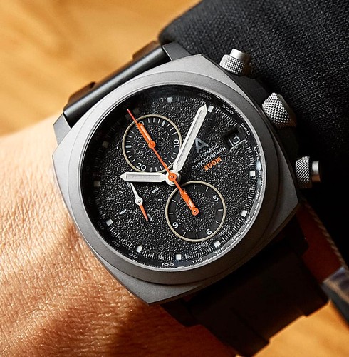 Reloj Andersmann Diver Cronógrafo Automático Titanio con Segundero Naranja - Imagen 7 de 9