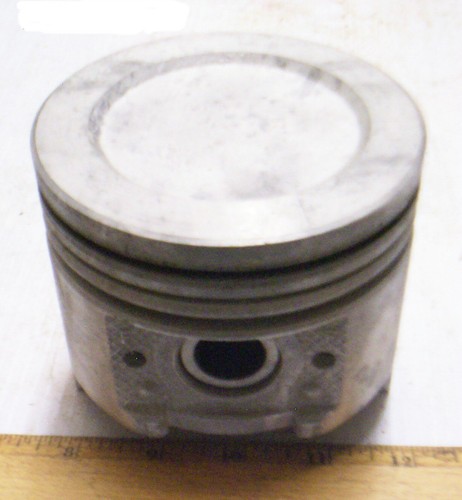 Dodge Chrysler Internal Combustion Engine Piston with Pin - P/N: 2128340 (NOS) - Picture 4 of 7