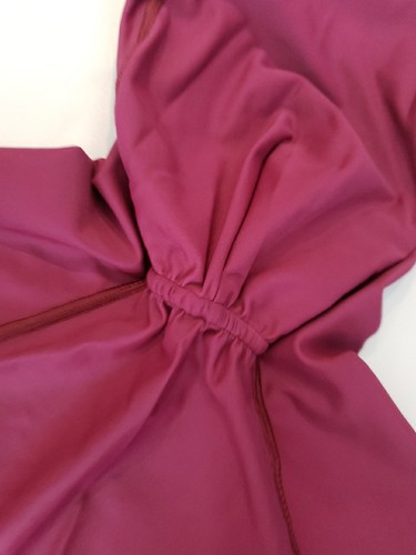 Nuevo con etiquetas Nike Para mujeres Borgoña Victoria Natación Hiyab Modesto Beach Resort UPF 40+ Talla XS - Imagen 7 de 10