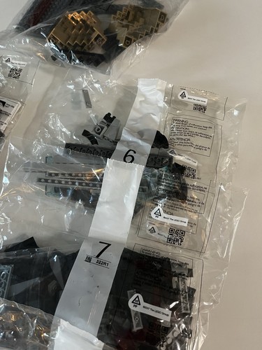 LEGO Star Wars Darth Vader's Castle (75251) New Factory Sealed Bags (No Box) - Picture 7 of 11