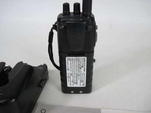 Radio émetteur-récepteur marine VHF Icom IC-M1 Japon avec chargeur manuel fonctionne - Photo 6/7