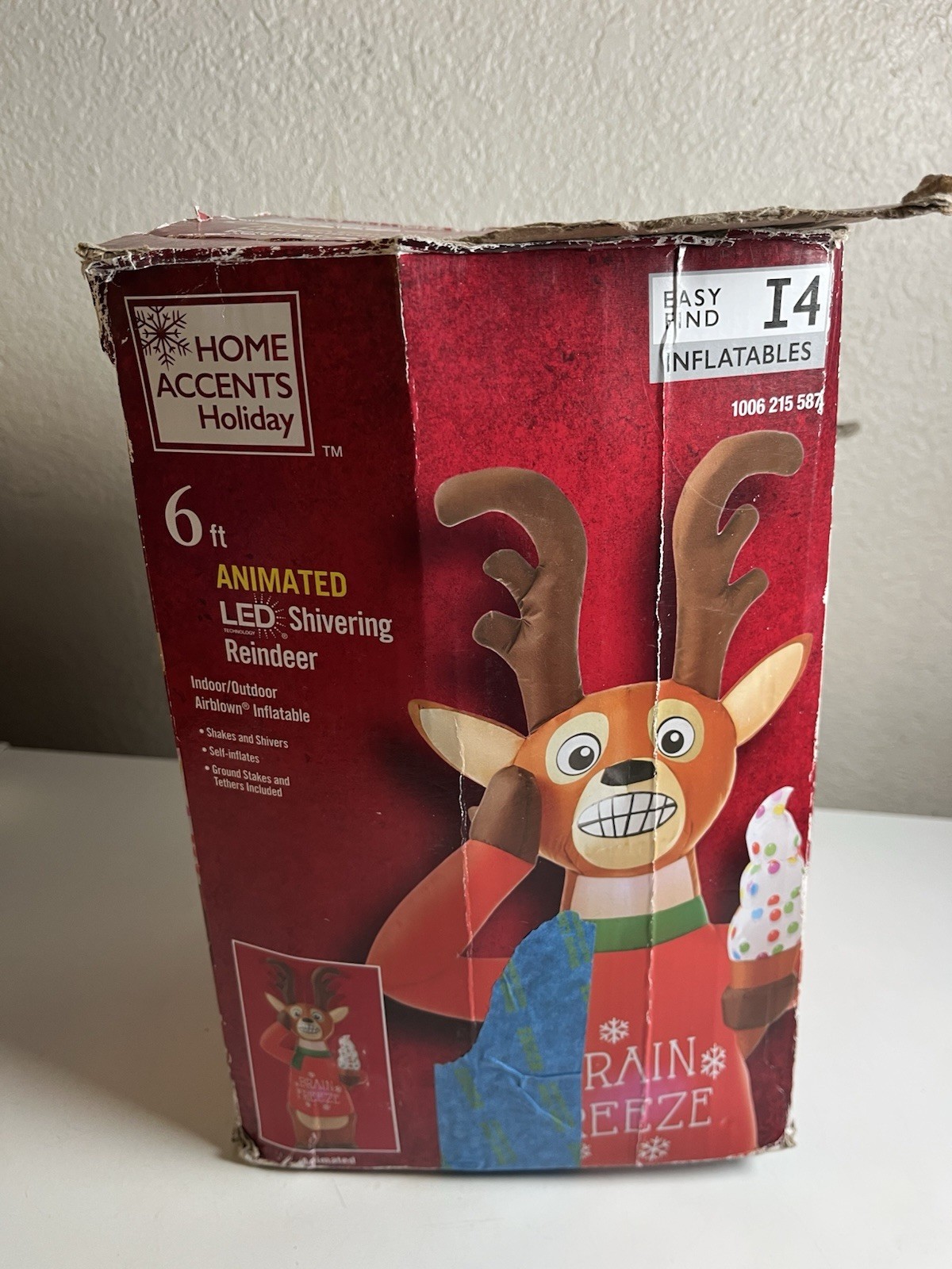 Foto 1 di 8