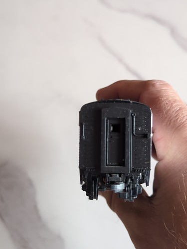ATHEARN HO "Amtrak" 154 Dummy F-7B Non- Powered Diesel Locomotive in Wrong Box - Picture 7 of 11