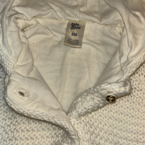 Suéter con Capucha Baby Bgosh Talla 6 Meses Tejido Crema Botón - Imagen 13 de 16
