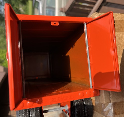 ERTL SCHNEIDER NATIONAL CARRIER SEMI TRUCK IN PLASTIC And BOX STOCK # 3868 *NOS* - Picture 13 of 21