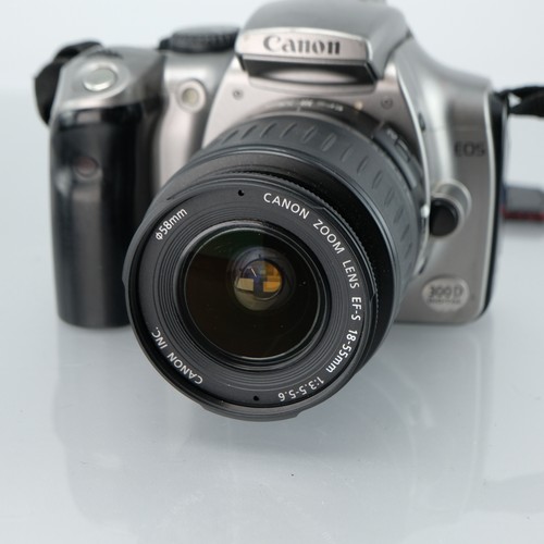 Canon EOS 300D 6.3MP CCD Sensor DSLR + 18–55mm EF‑S Lens Kit Silver Working - Picture 3 of 8