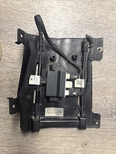 2018 TO 2021 GMC TERRAIN REAR CLOSURE HAND MODULE BRACKET - Bild 7 von 7