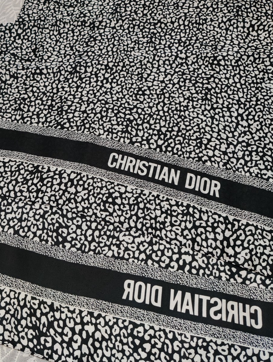 Authentic Christian Dior scarf Stole Woman Black White Shawl Logo