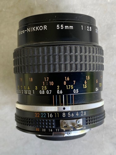 NIKON Micro Nikkor 55mm Prime Camera Lens. f2.8 AI-S Macro - Picture 2 of 9