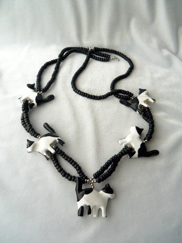 80's Vintage White & Black Painted Wood Cats Double Strand Bead Necklace - Picture 7 of 7