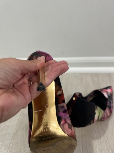 Ted Baker Schuhe Damen Größe EU 38,5 Blumenmuster Satin spitz zulaufend Stiletto Pumps - Bild 9 von 11