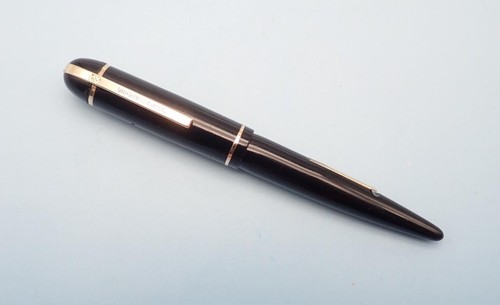 Pluma Estilográfica Eversharp Skyline Demi Años 40; Negra; Oro 14K 'F' Plumín; Restaurada