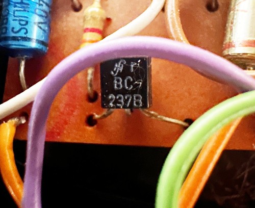 Schaller TV Tonverzerrer (Distorsortor de sonido) V2 Fuzz hecho en Alemania con BC237B - Imagen 7 de 8