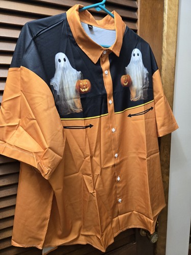 Halloween Western Hawaii Geist Hemd - Herren 5X Button Down $ 19,99 - Bild 1 von 4