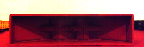 Roundhouse 3241 HO Burlington 3 Bay Offset Hopper - Picture 2 of 4