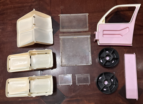 VTG Barbie Picnic Mini Van 13185 1995 Replacement Parts Seats Glass Wheels etc - Picture 5 of 9