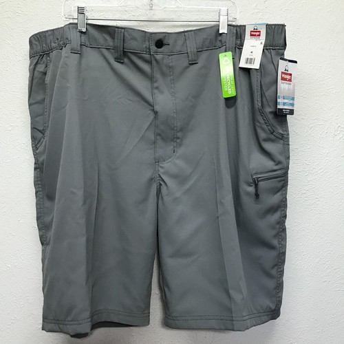 Wrangler Zipper Cargo Shorts Mens 46 Gray Field Utility Relaxed Fit 10" Inseam - Picture 1 of 8
