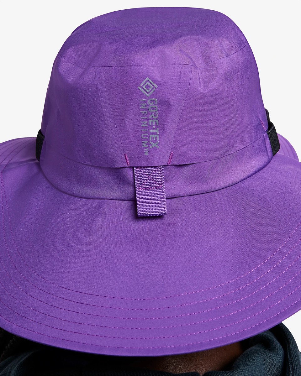 注目ショップ・ブランドのギフト Nike ACG Gore Tex Apex Bucket Hat Purple Cosmos Unisex Large 人形