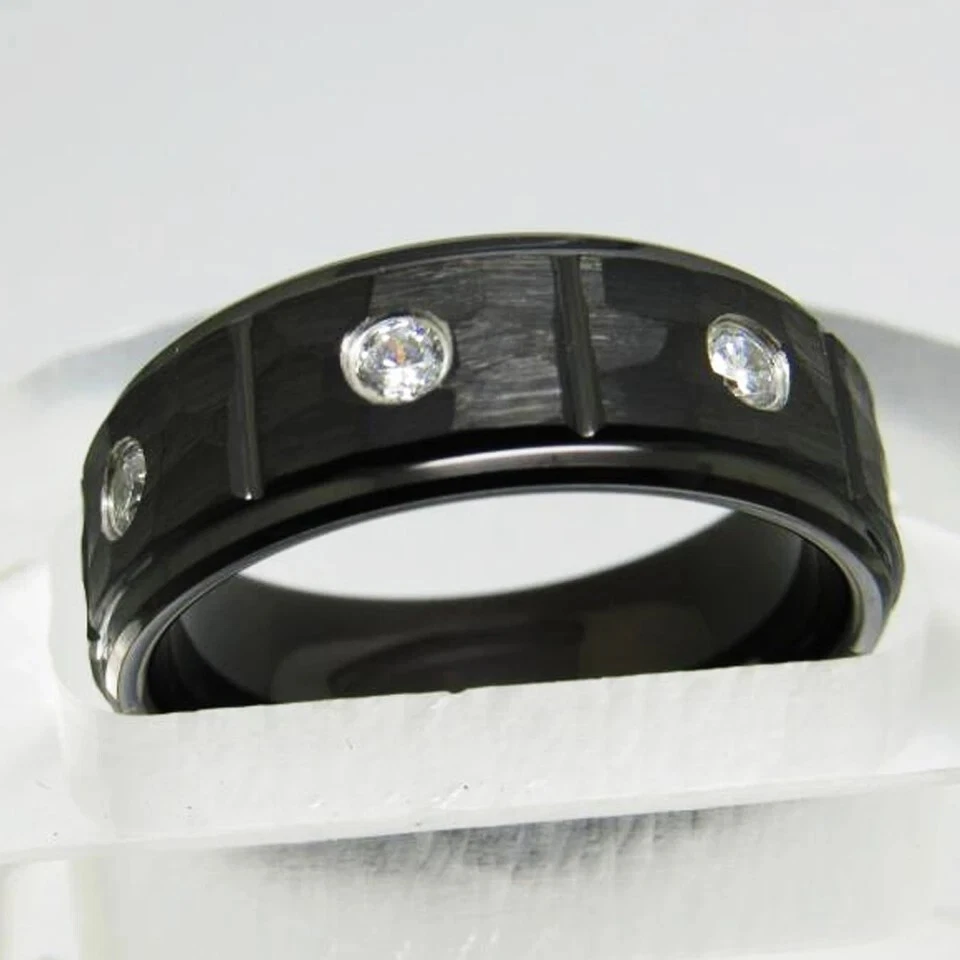 Anillo de carburo de tungsteno negro de 8 mm para hombres y mujeres con anillo de incrustación de piedra de circón Foto 4 de 4