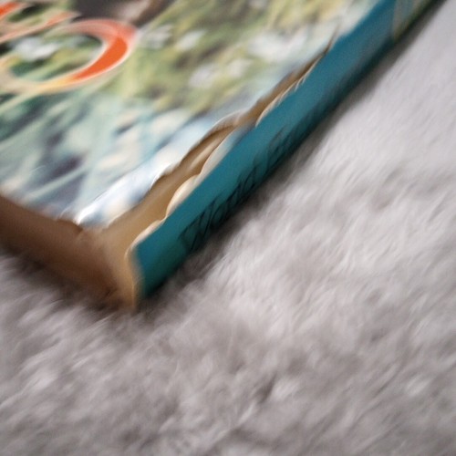 World Encyclopedia of Cats by Sayer, Angela Book Hardcover Dust Jacket - Picture 7 of 24