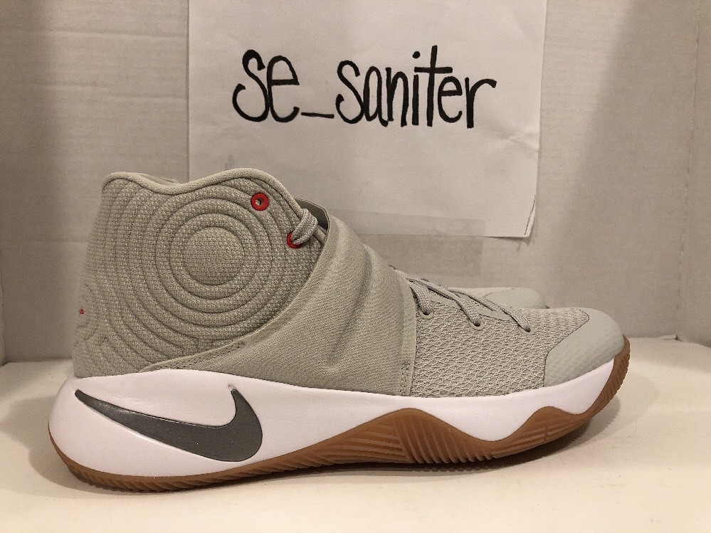 Men's Nike Kyrie 2 Summer Pack Light Bone Silver 819583-001 Size 9.5 Men's Nike Kyrie 2 Summer Pack Light Bone Silver 819583-001 Size 9.5