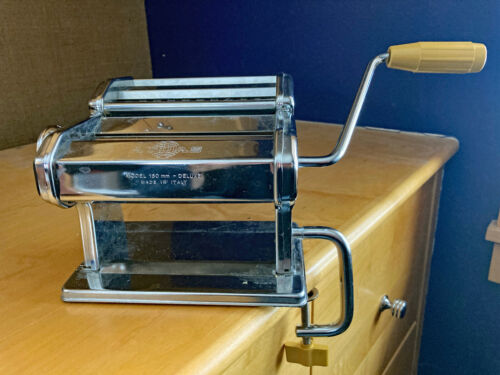 Marcato Atlas Model 150 Pasta Noodle Maker Machine With Extra Attachment & Box - Picture 4 of 6